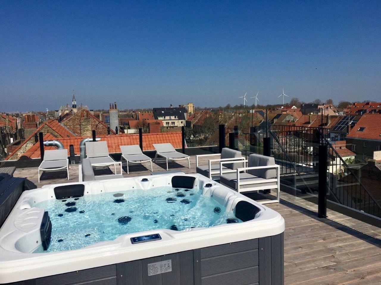 Luxurious Apartment In Nieuwpoort With Jacuzzi Eksteriør bilde